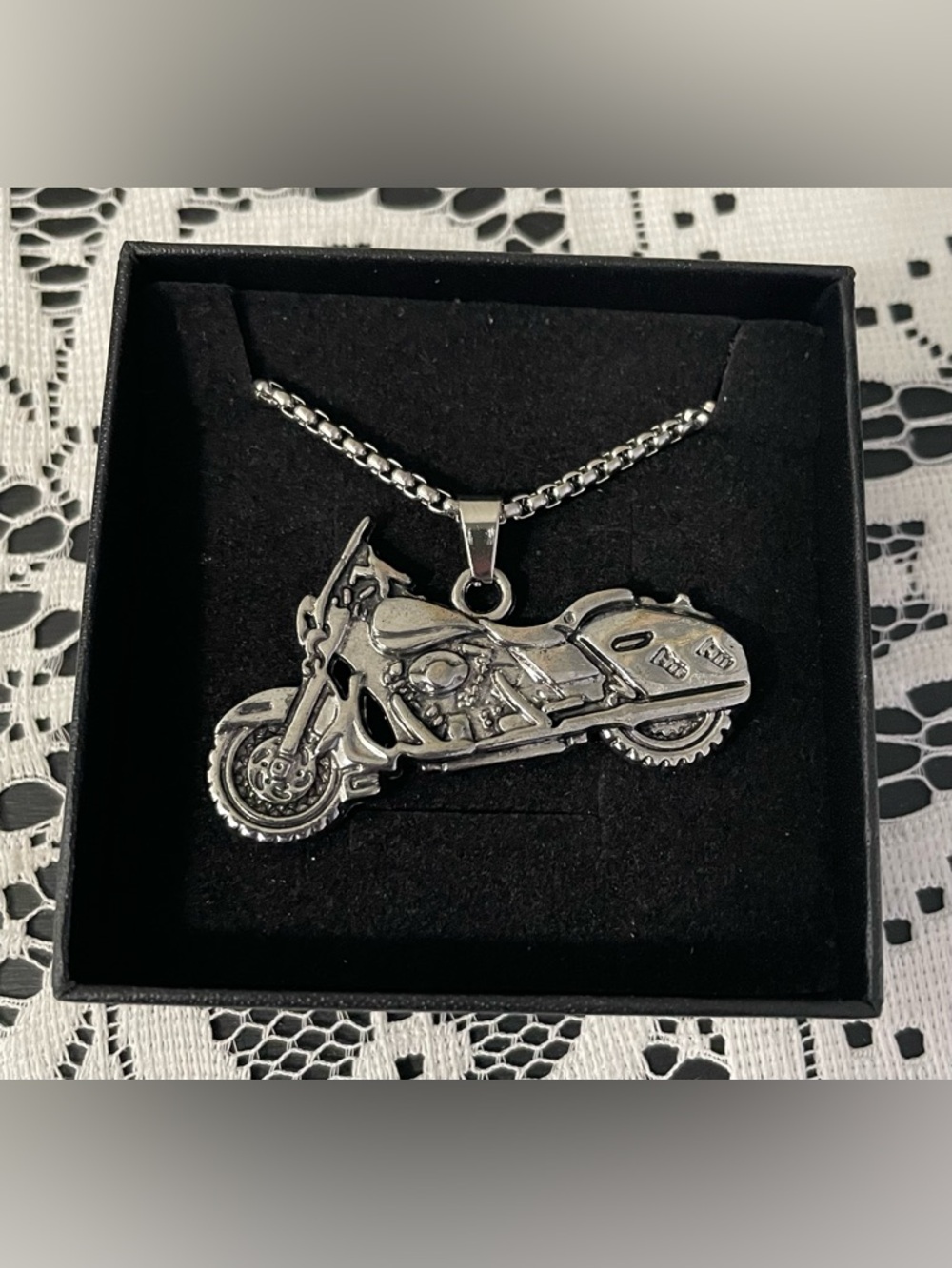 🆕 Stainless Steel Motorcycle Pendant Necklace